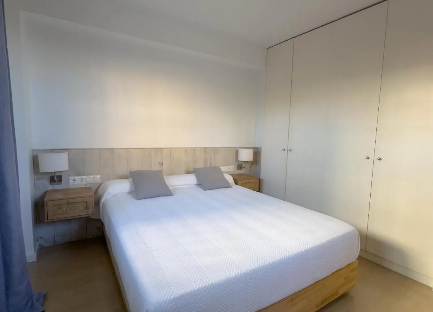 Apartamento En La Playa Castelldefels Spain